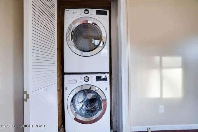 $267,500 | 144 Basswood Drive, Dingmans Ferry, PA 18328