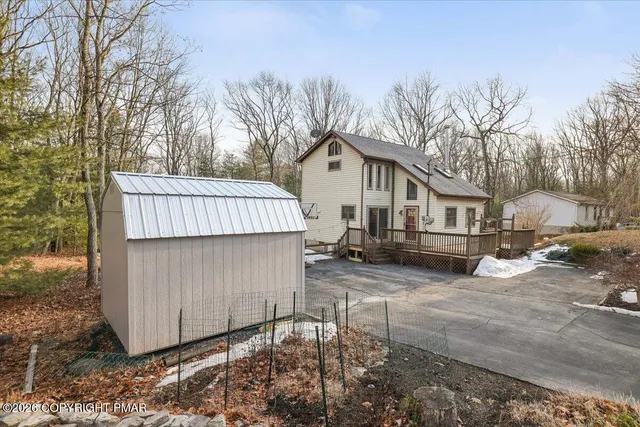 $267,500 | 144 Basswood Drive, Dingmans Ferry, PA 18328