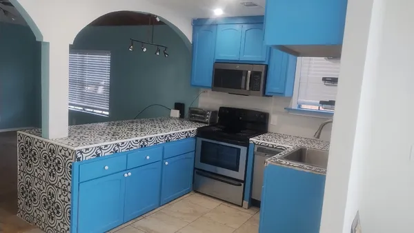 $1,600 | 9974 Elder, Willis, TX 77318