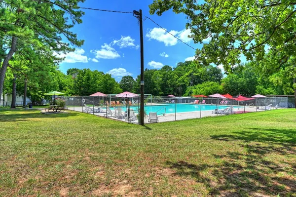 $1,600 | 9974 Elder, Willis, TX 77318