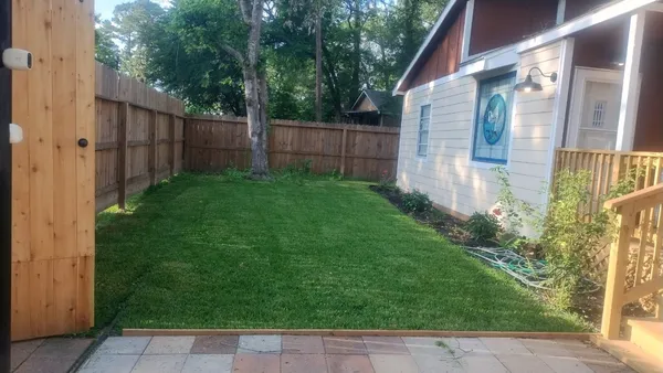 $1,600 | 9974 Elder, Willis, TX 77318