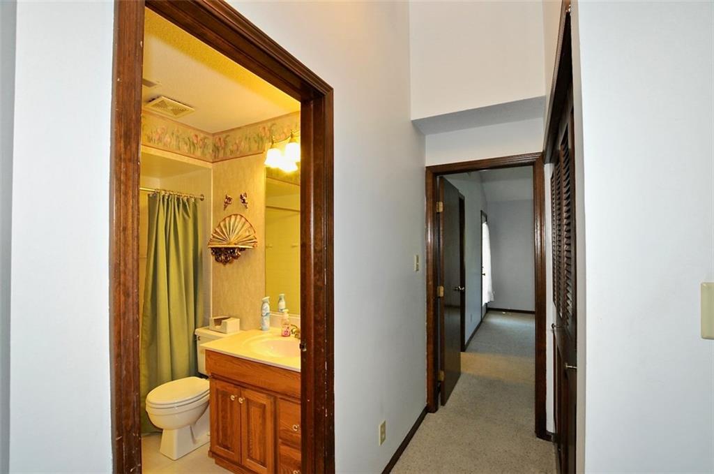 672 Cobblestone Road Avon, IN 46123 - Photo 19 of 27 Gallery Image 19