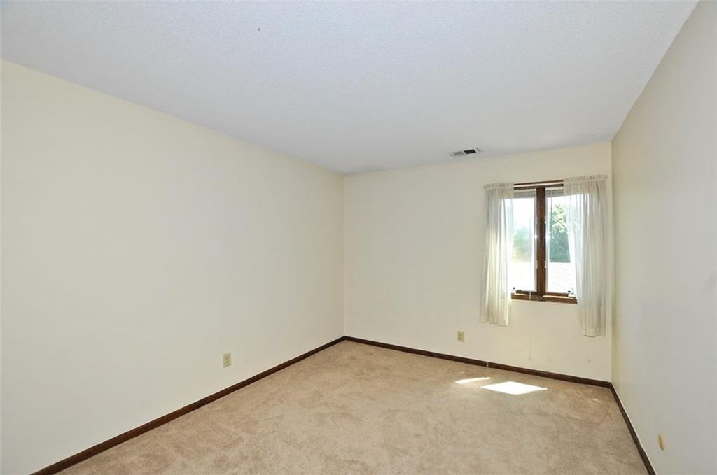 672 Cobblestone Road Avon, IN 46123 - Photo 21 of 27 Gallery Image 21