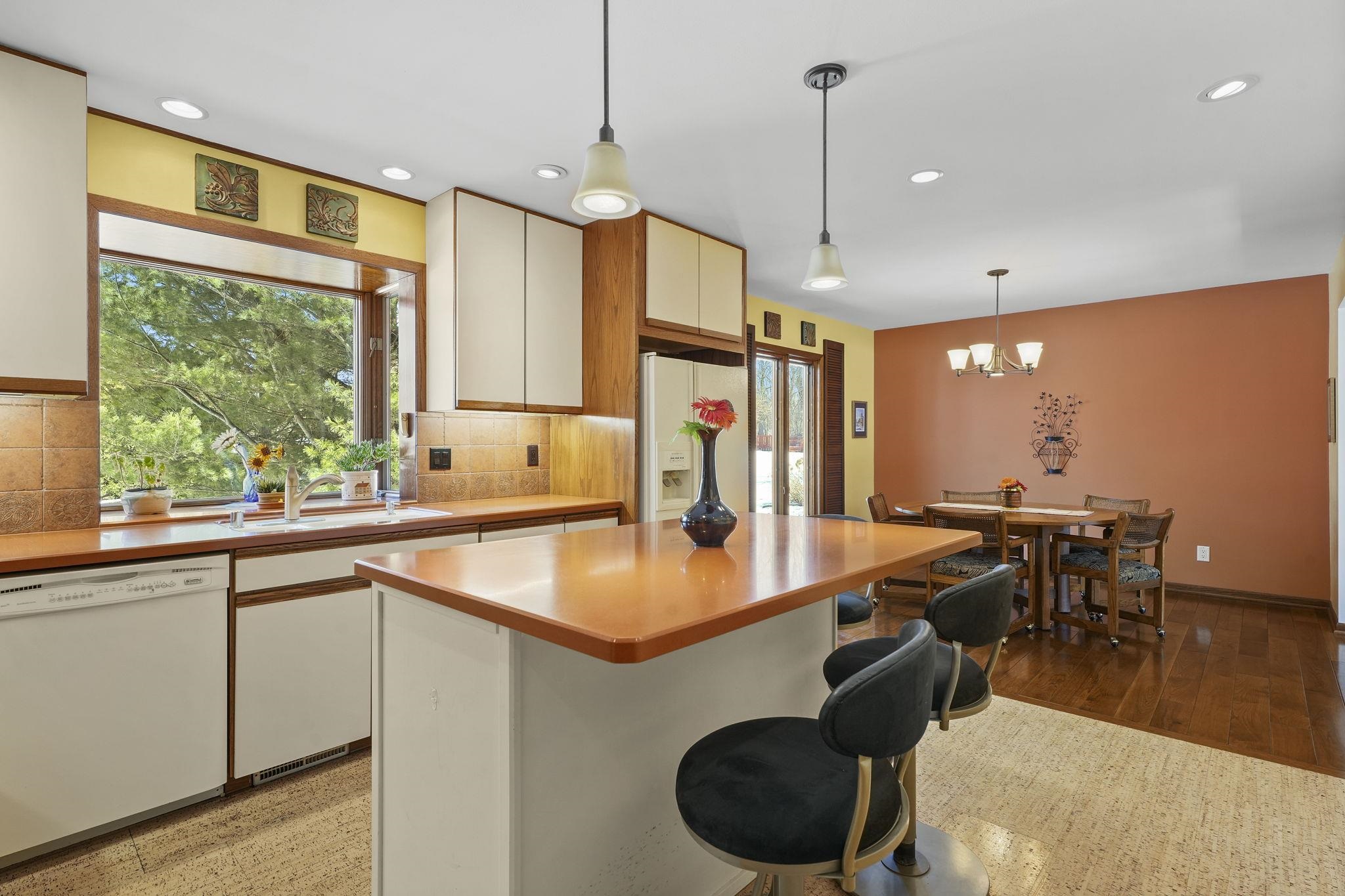 6310 Putnam Road Madison, WI 53711 - Photo 20 of 41