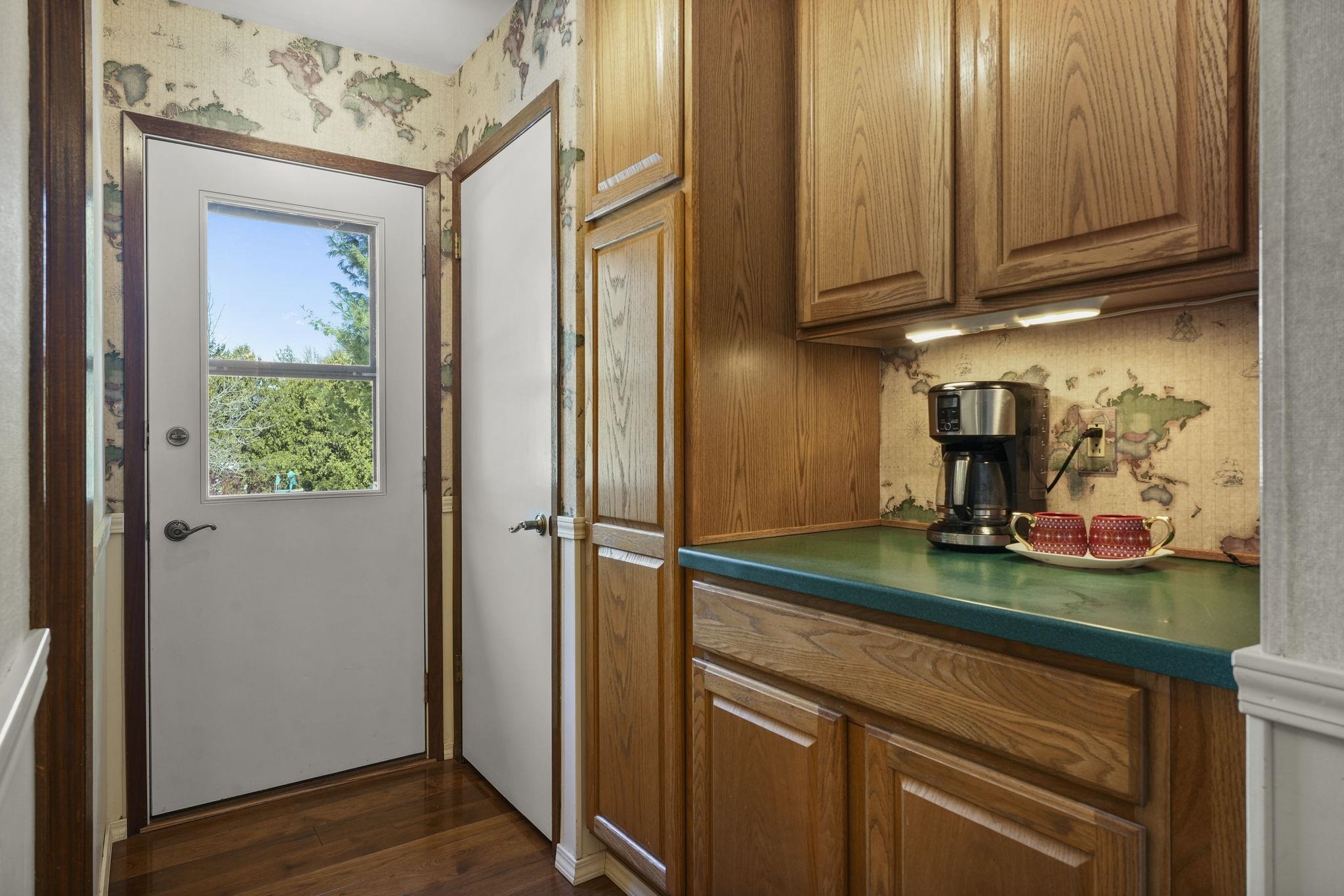 6310 Putnam Road Madison, WI 53711 - Photo 24 of 41