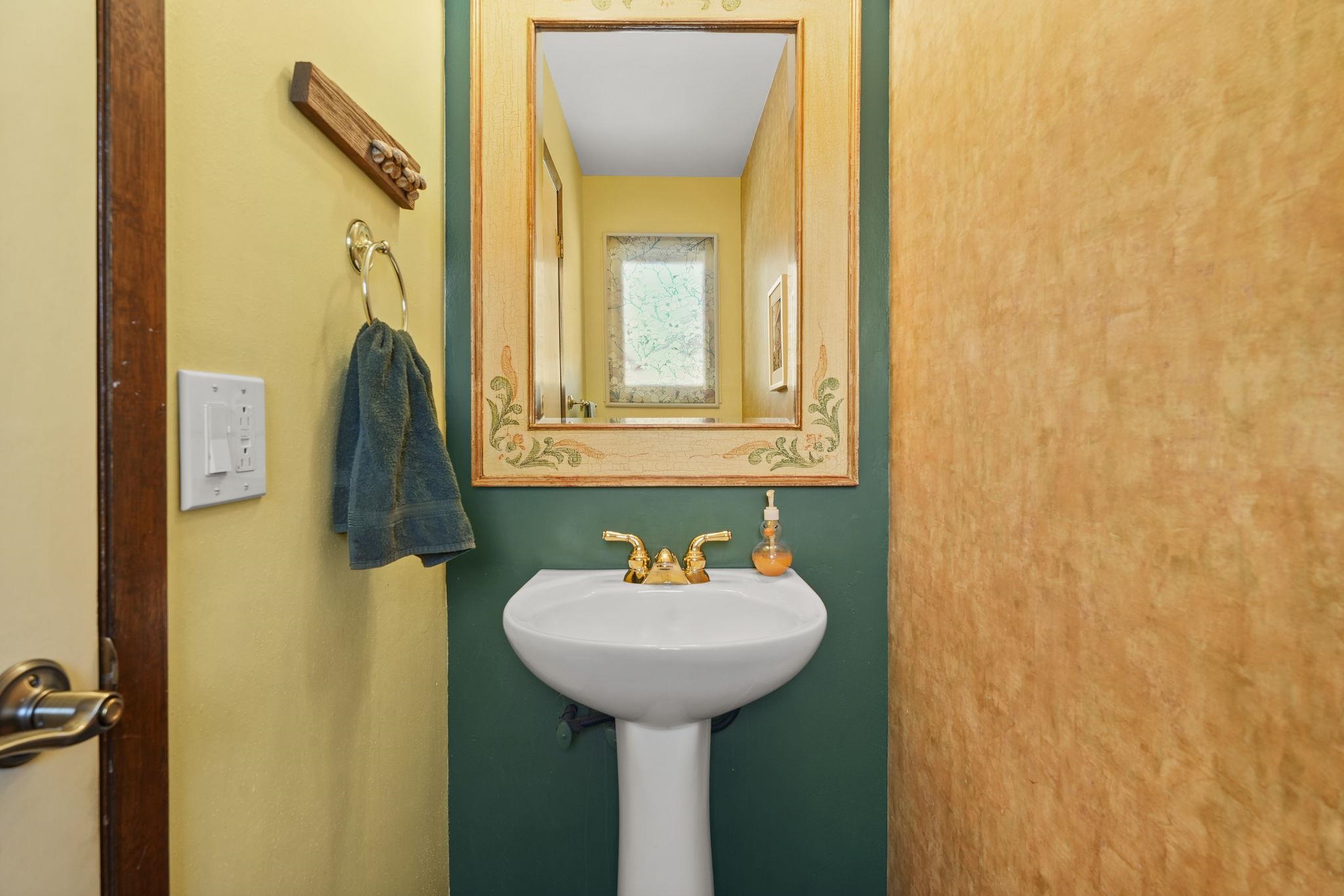 6310 Putnam Road Madison, WI 53711 - Photo 25 of 41