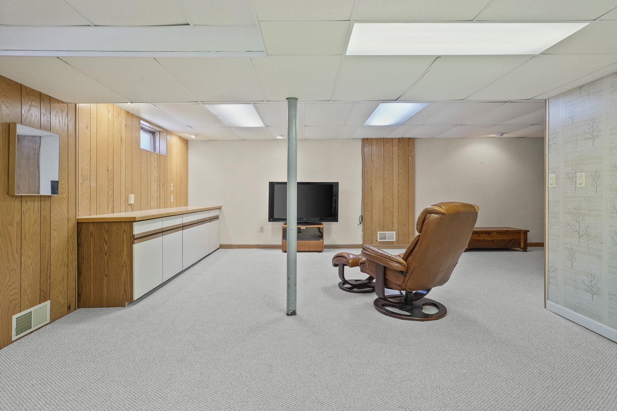 6310 Putnam Road Madison, WI 53711 - Photo 39 of 41