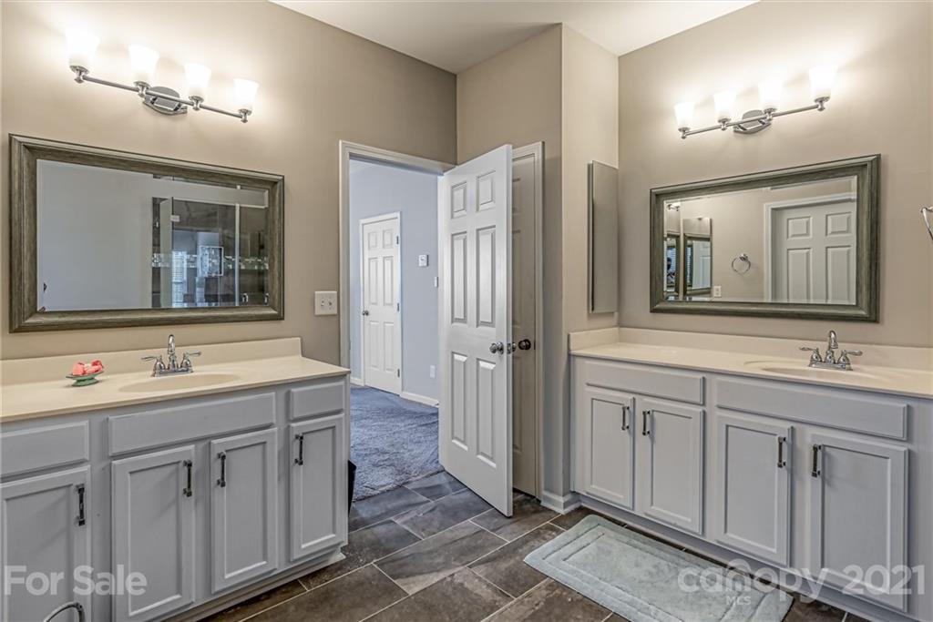 2388 Smith Cove Road Denver, NC 28037 - Photo 20 of 39 Gallery Image 20