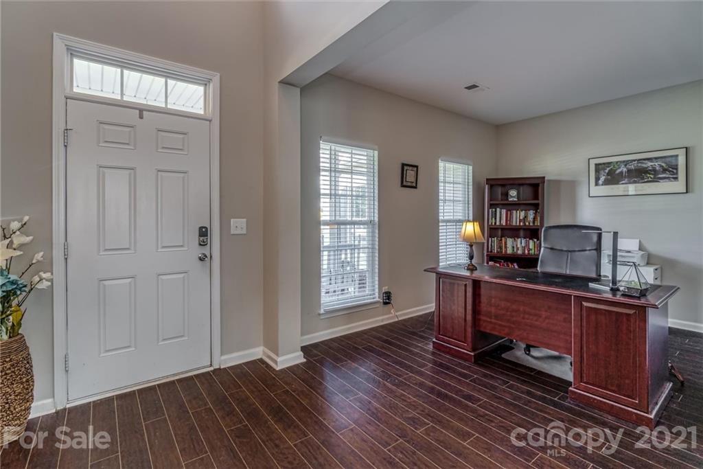 2388 Smith Cove Road Denver, NC 28037 - Photo 3 of 39 Gallery Image 3