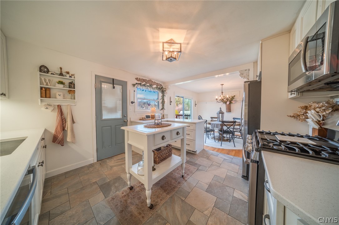 104 East Granger Road Geddes, NY 13219 - Photo 14 of 40