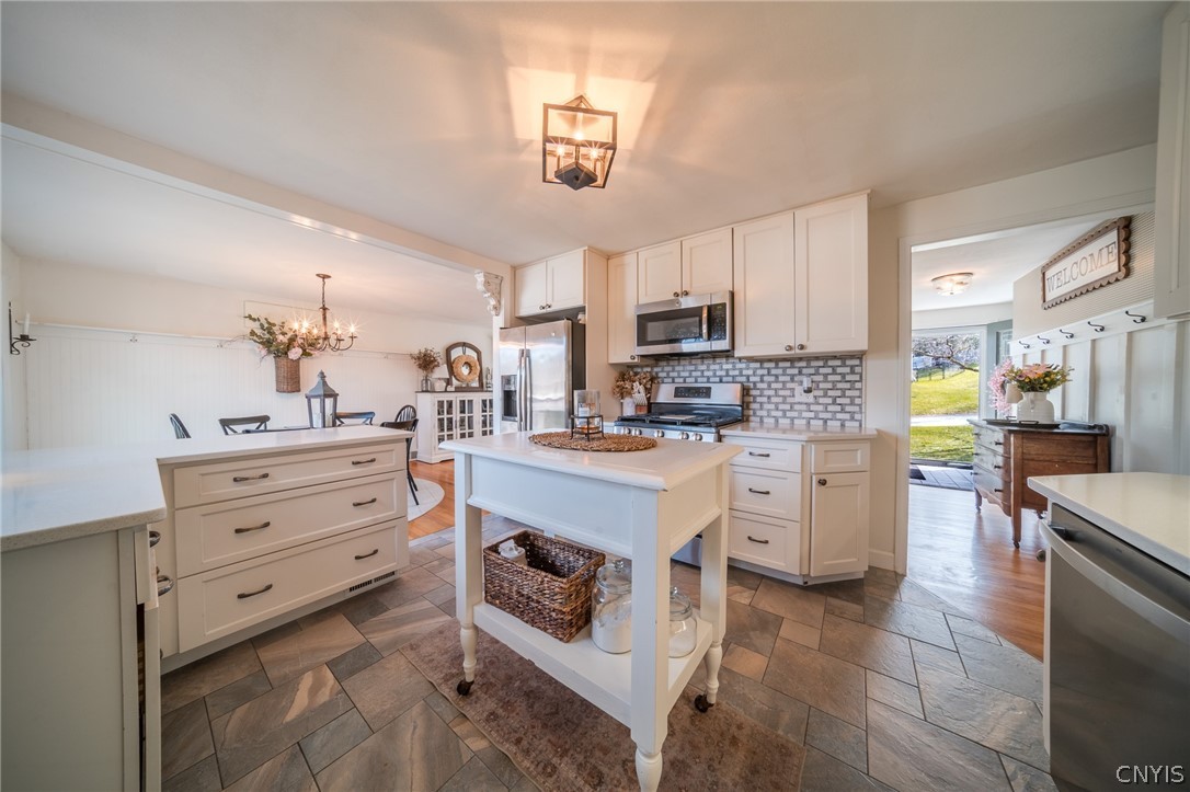 104 East Granger Road Geddes, NY 13219 - Photo 15 of 40