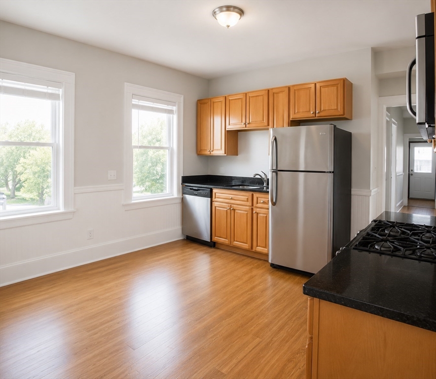 102 Saxton Street, Unit 3 Boston, MA 02125 - Photo 2 of 10