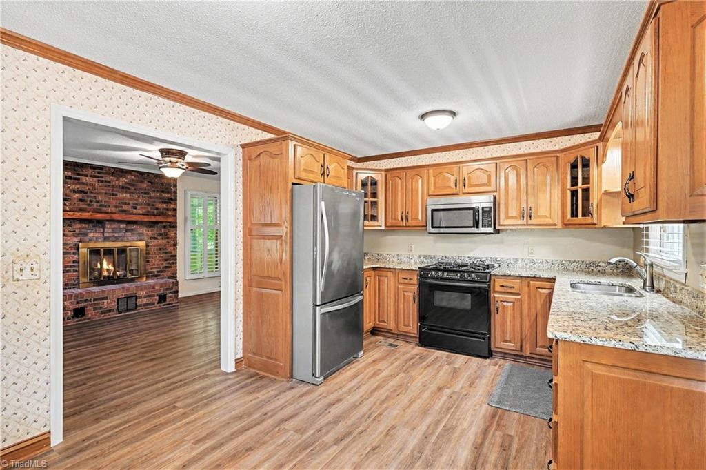 1514 Pepperidge Road Asheboro, NC 27205 - Photo 11 of 32