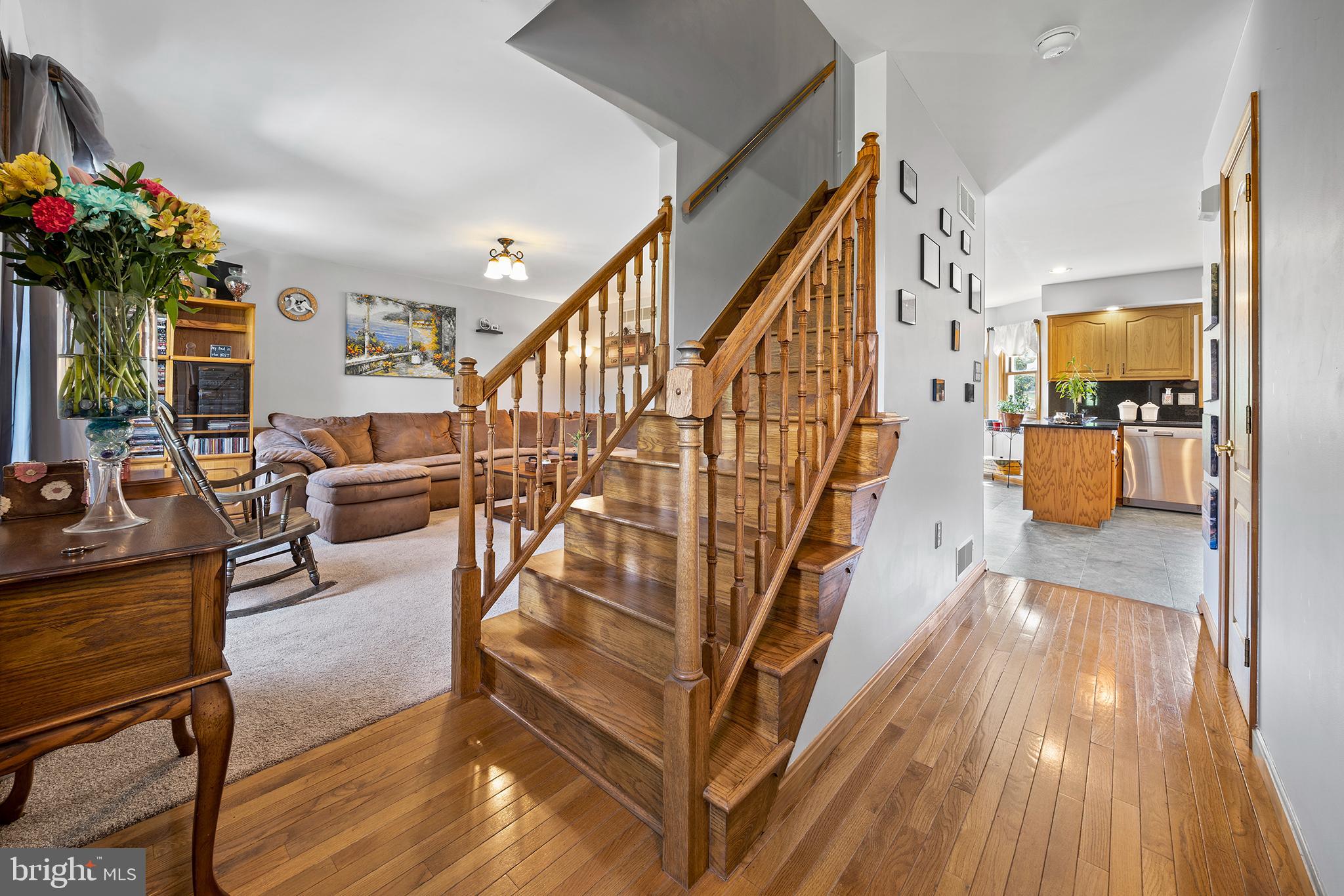 512 West Old York Road Carlisle, PA 17015 - Photo 5 of 41 Gallery Image 5