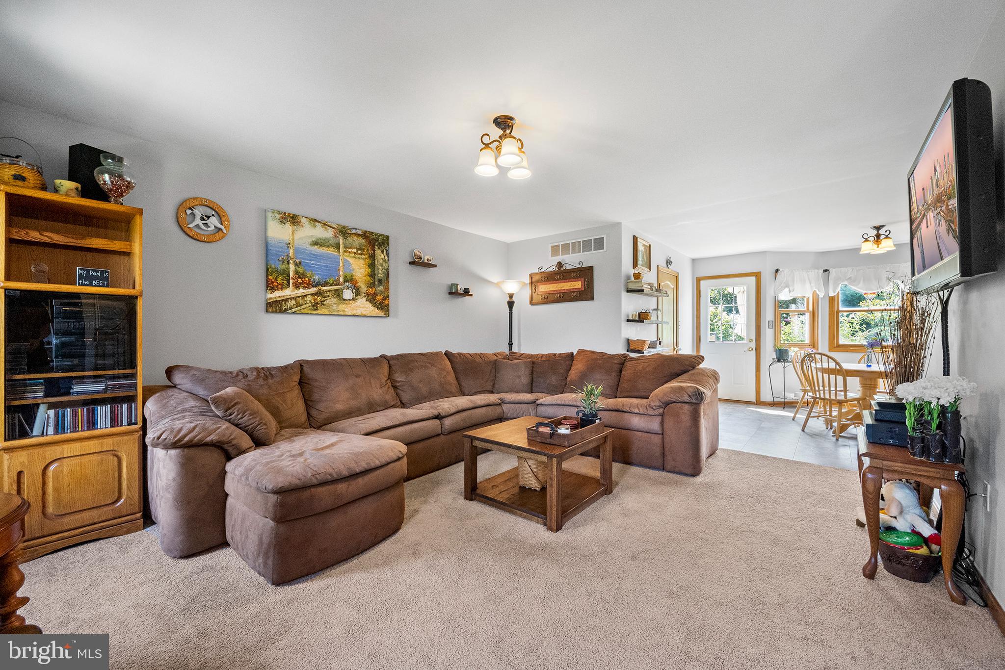 512 West Old York Road Carlisle, PA 17015 - Photo 7 of 41 Gallery Image 7