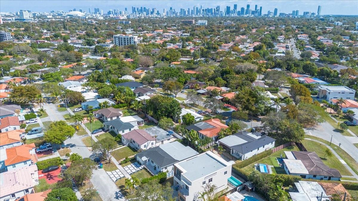 1971 Southwest 33rd Avenue Miami, FL 33145 - Photo 48 of 50