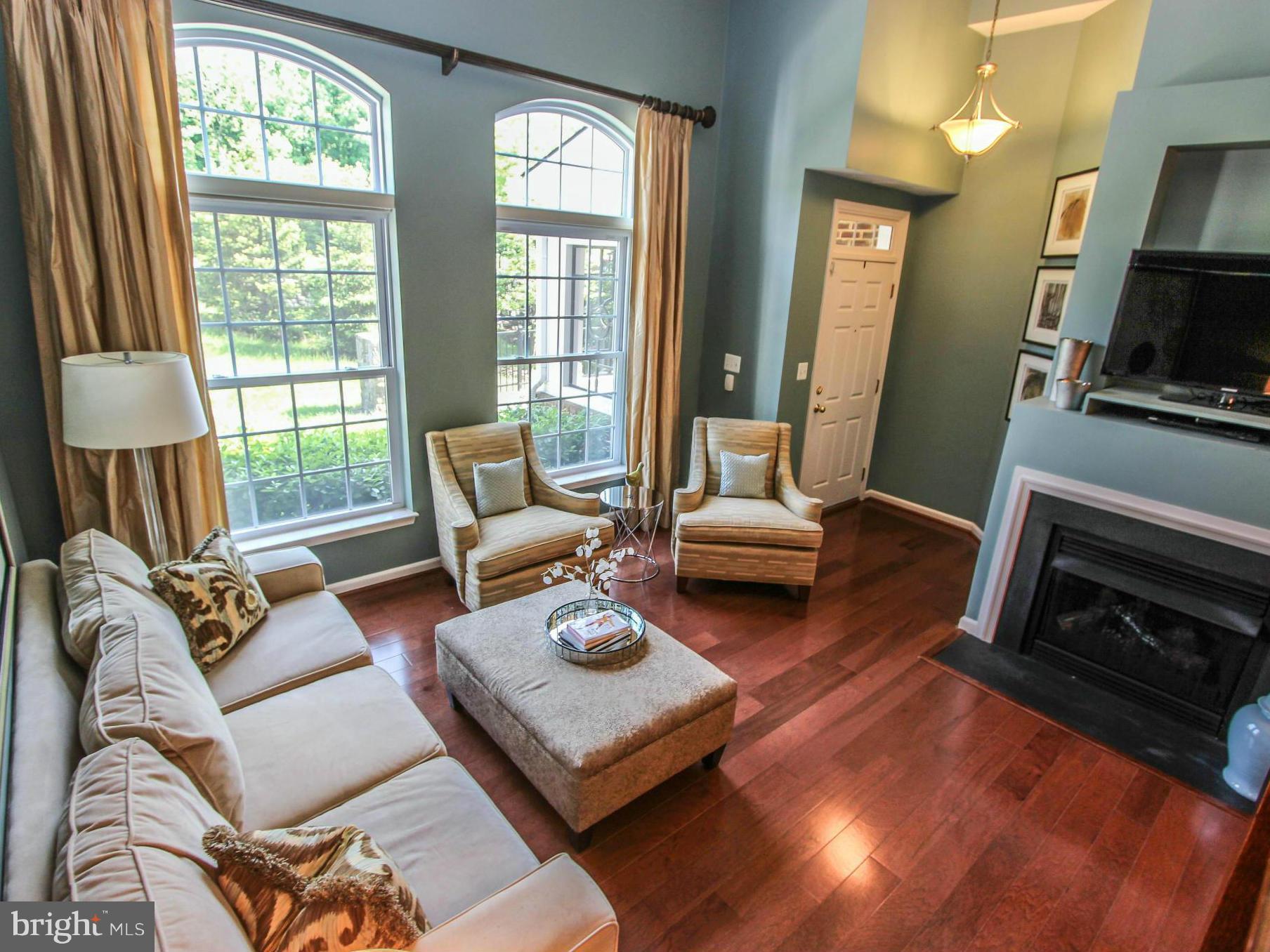 12468 Liberty Bridge Road, Unit 102A Fairfax, VA 22033 - Photo 7 of 30 Living Room