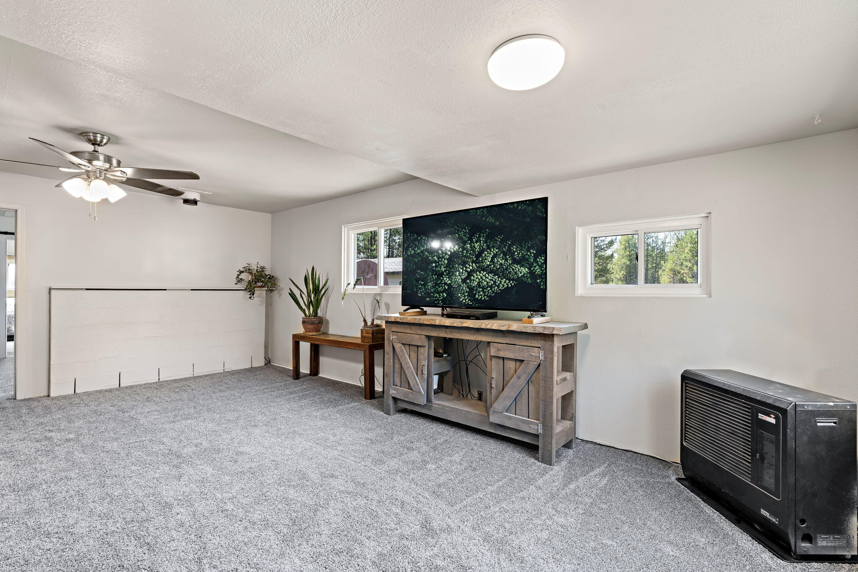 16060 Pierce Road La Pine, OR 97739 - Photo 10 of 33 10