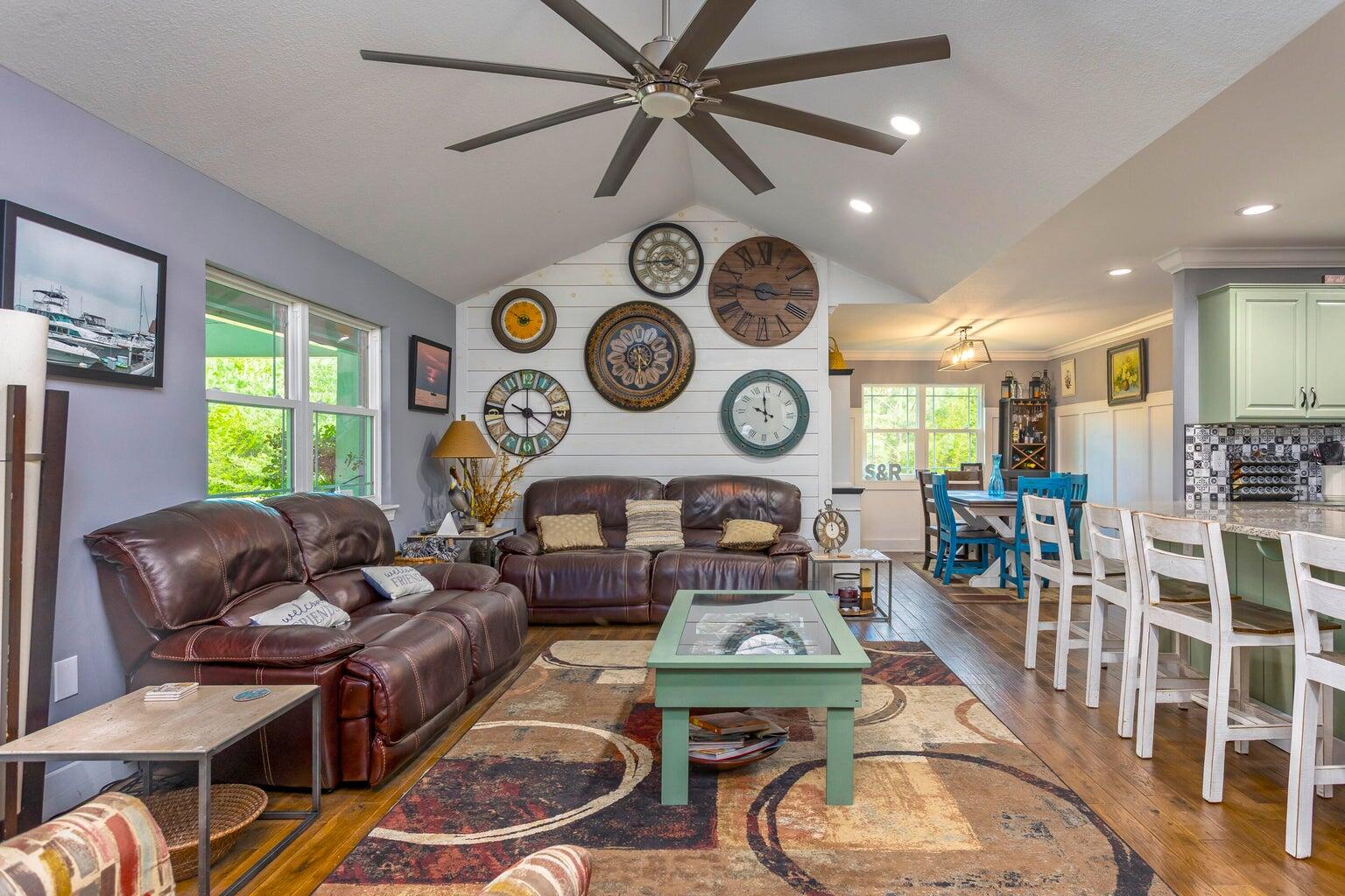 8060 Highway 30 Decatur, TN 37322 - Photo 6 of 76 Living Room