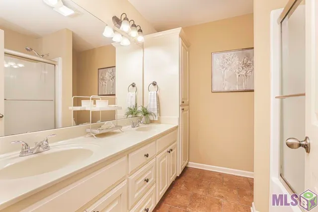 $225,000 | 12231 Greenbriar Drive, Walker, LA 70785