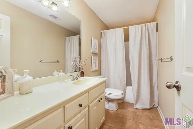 $225,000 | 12231 Greenbriar Drive, Walker, LA 70785