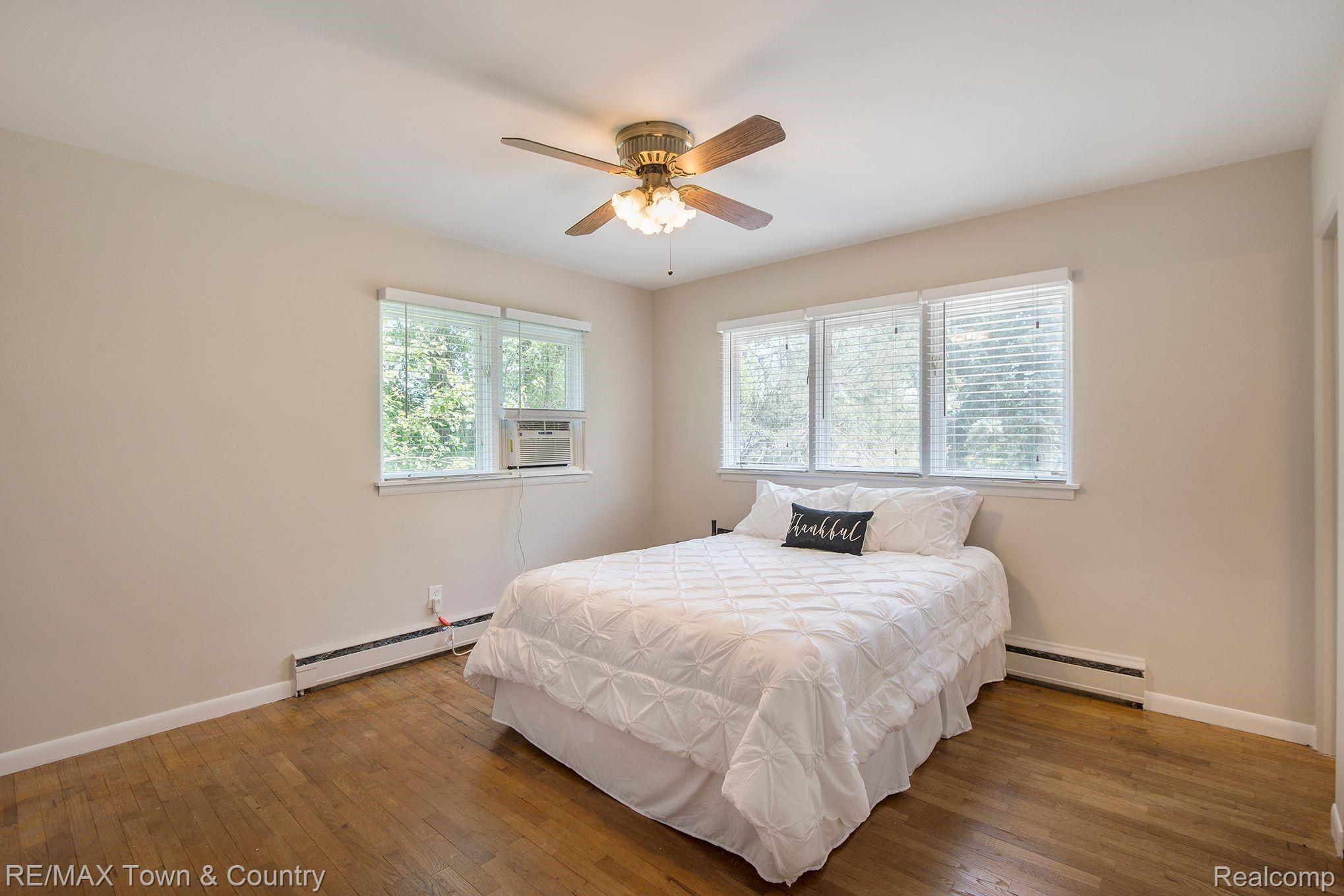 7214 Carpenter Road Flushing, MI 48433 - Photo 16 of 42 npoDFPGQ.jpeg