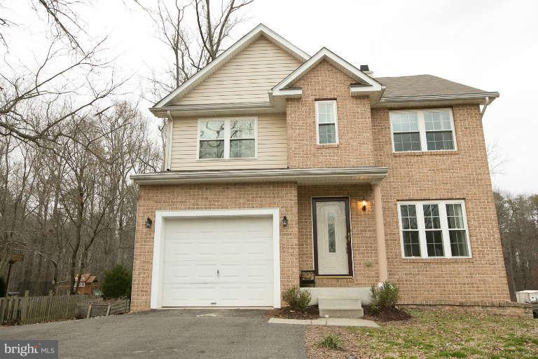 646 Powhatan Beach Road Pasadena, MD 21122 - Photo 1 of 10 Exterior