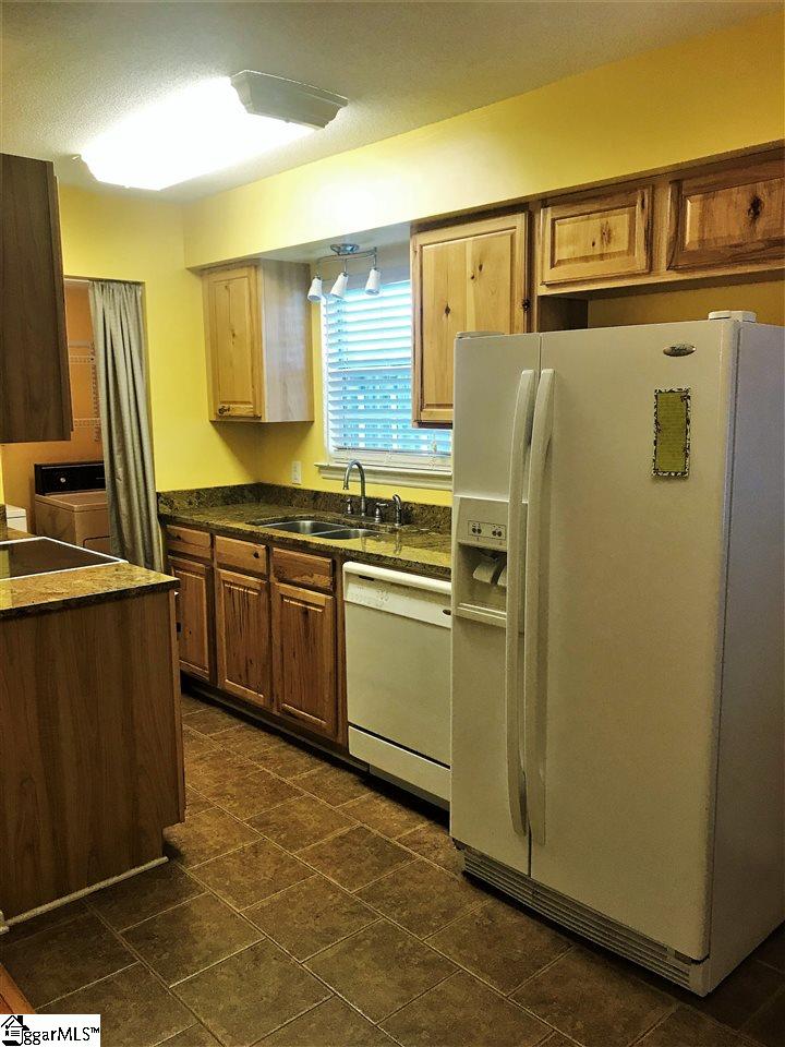 454 Davis Trading Post Road Chesnee, SC 29323 - Photo 8 of 25