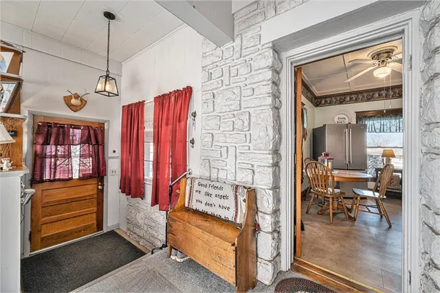 $700,000 | 2 South Sibley Street, Buckner, MO 64016