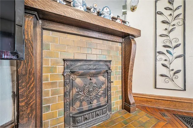 $700,000 | 2 South Sibley Street, Buckner, MO 64016