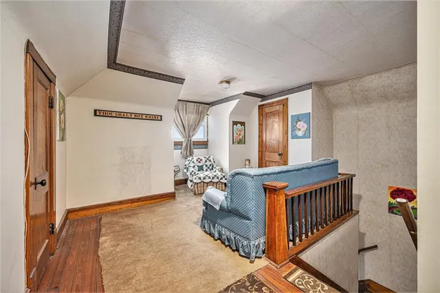 $700,000 | 2 South Sibley Street, Buckner, MO 64016