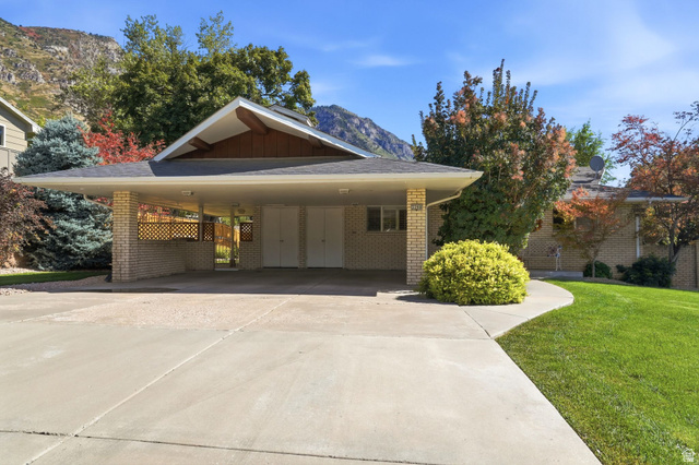 3298 Cherokee Lane Provo, UT 84604 - Photo 36 of 44 Gallery Image 36
