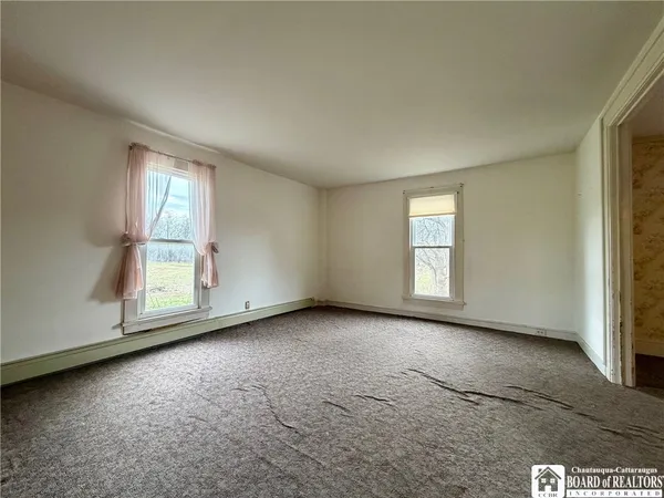 $149,900 | 9667 Highway 60, Pomfret, NY 14063