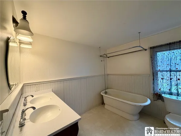 $149,900 | 9667 Highway 60, Pomfret, NY 14063