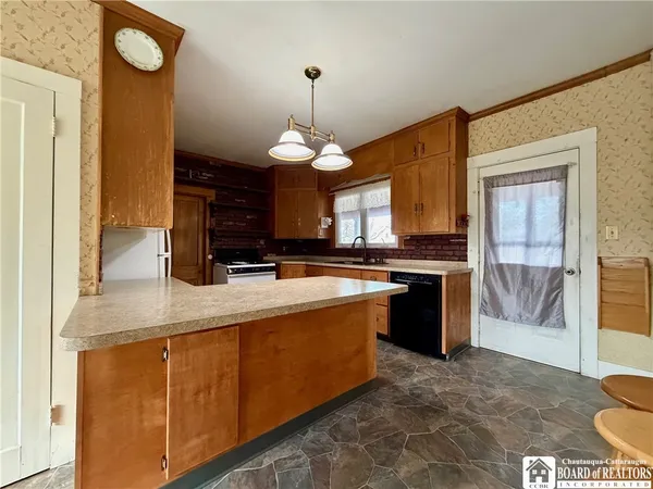 $149,900 | 9667 Highway 60, Pomfret, NY 14063