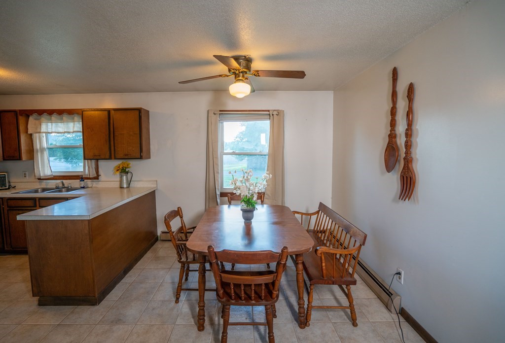 167 Hadley Road Sunderland, MA 01375 - Photo 5 of 20 Gallery Image 5