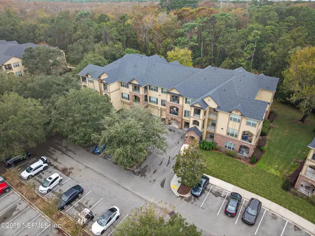 $209,900 | 7800 Point Meadows Drive, Unit 417, Jacksonville, FL 32256