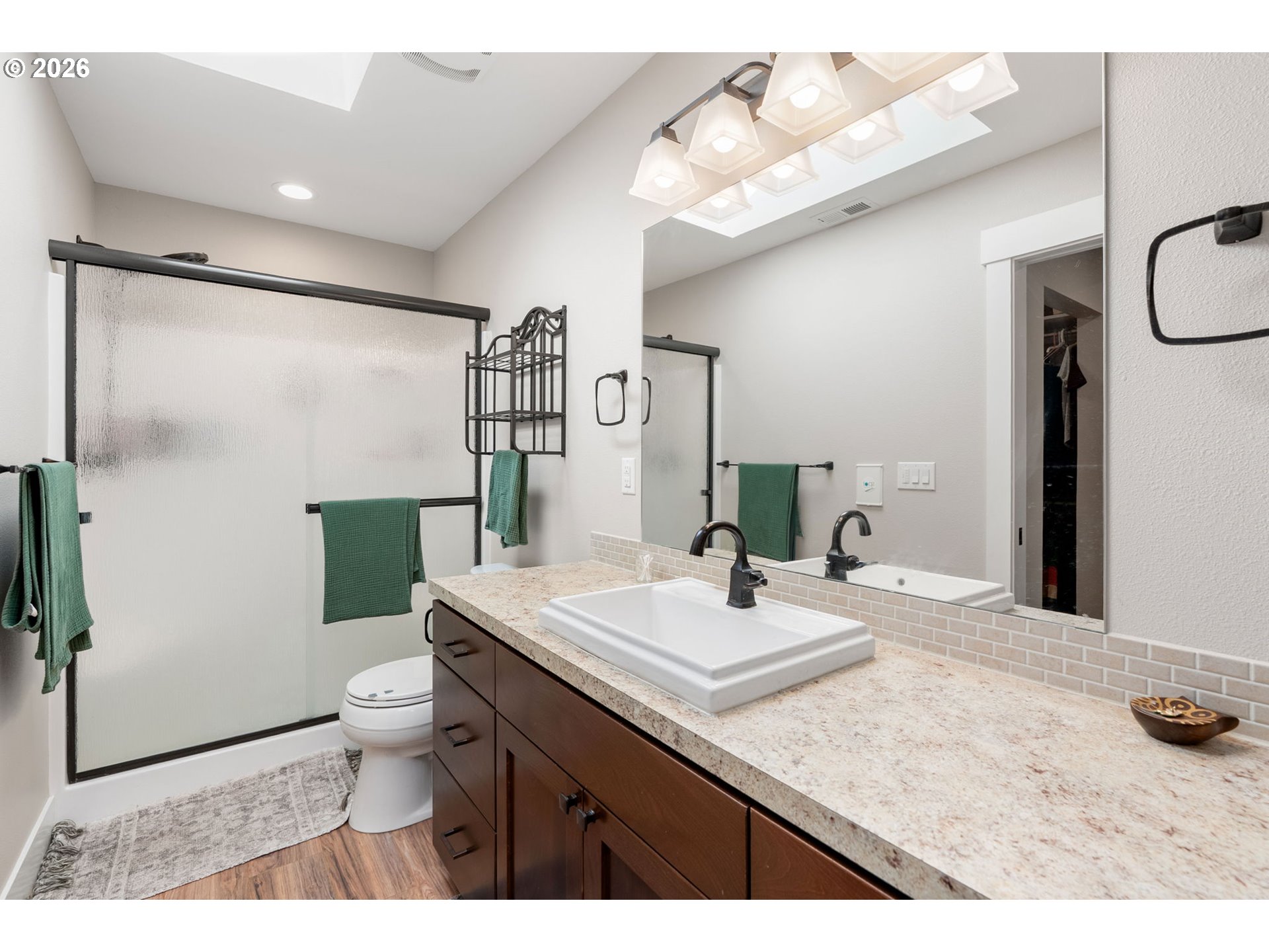 91 Warm Springs Drive Cascade Locks, OR 97014 - Photo 31 of 45 Owner's Suite Bathroom