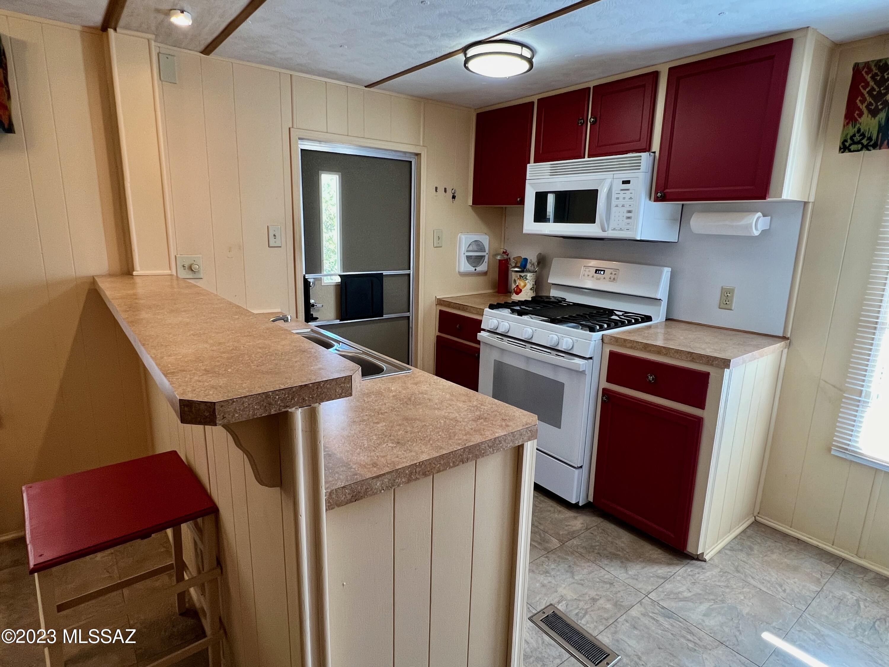 5708 West Rocking Cir Street Tucson, AZ 85713 - Photo 8 of 28 Gallery Image 8