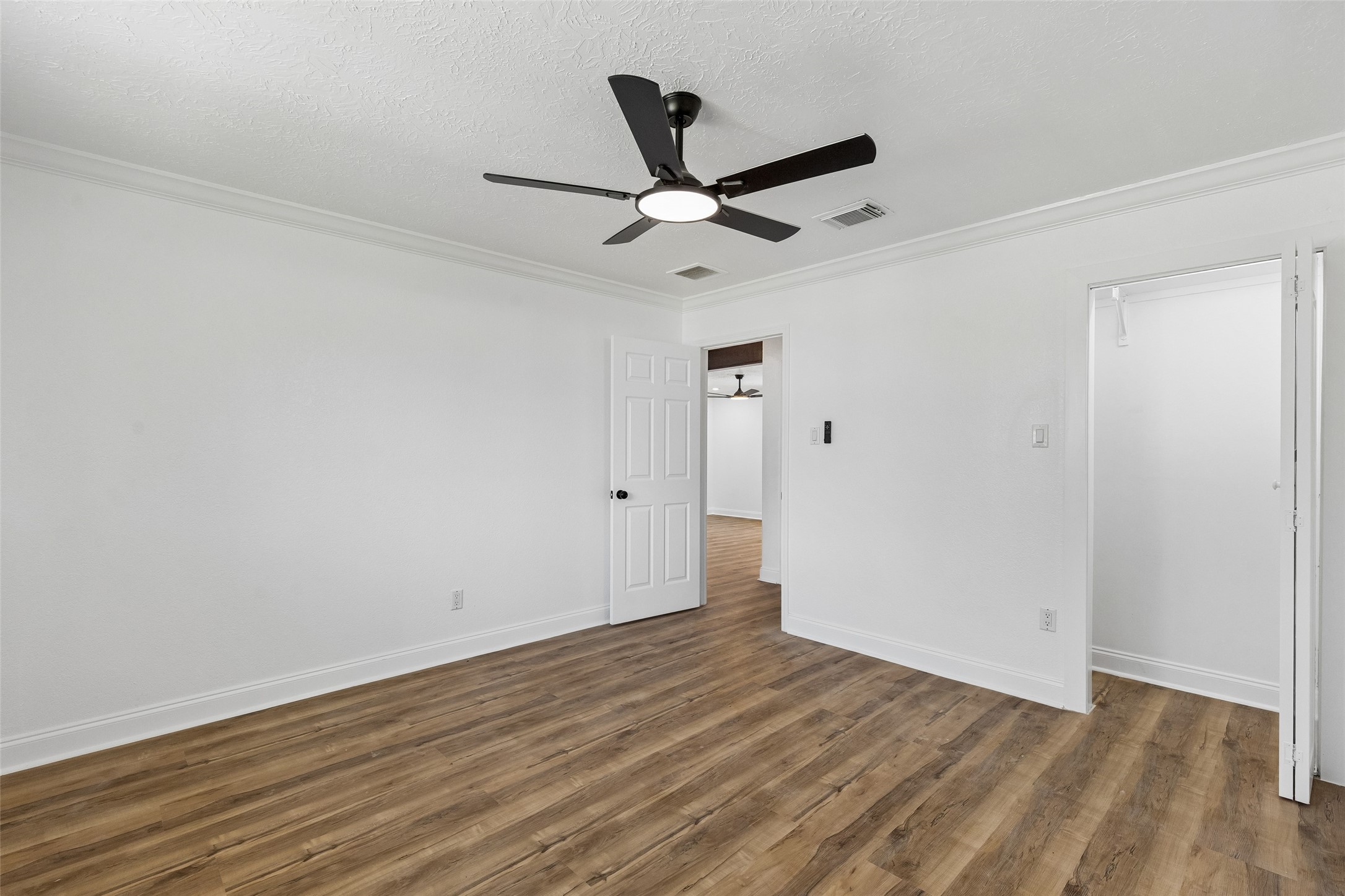 9238 Friendship Road Houston, TX 77080 - Photo 22 of 27 Gallery Image 22