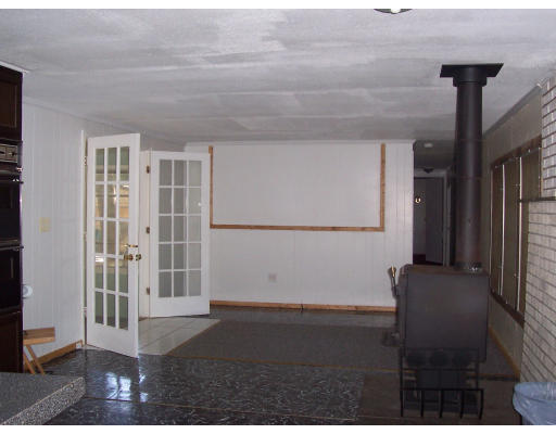 301-58 Bulgarmarsh Road Tiverton, RI 02878 - Photo 6 of 8 a view of empty room with windows