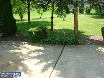 $5,000 | 8 Poplar Court, West Windsor, NJ 08550