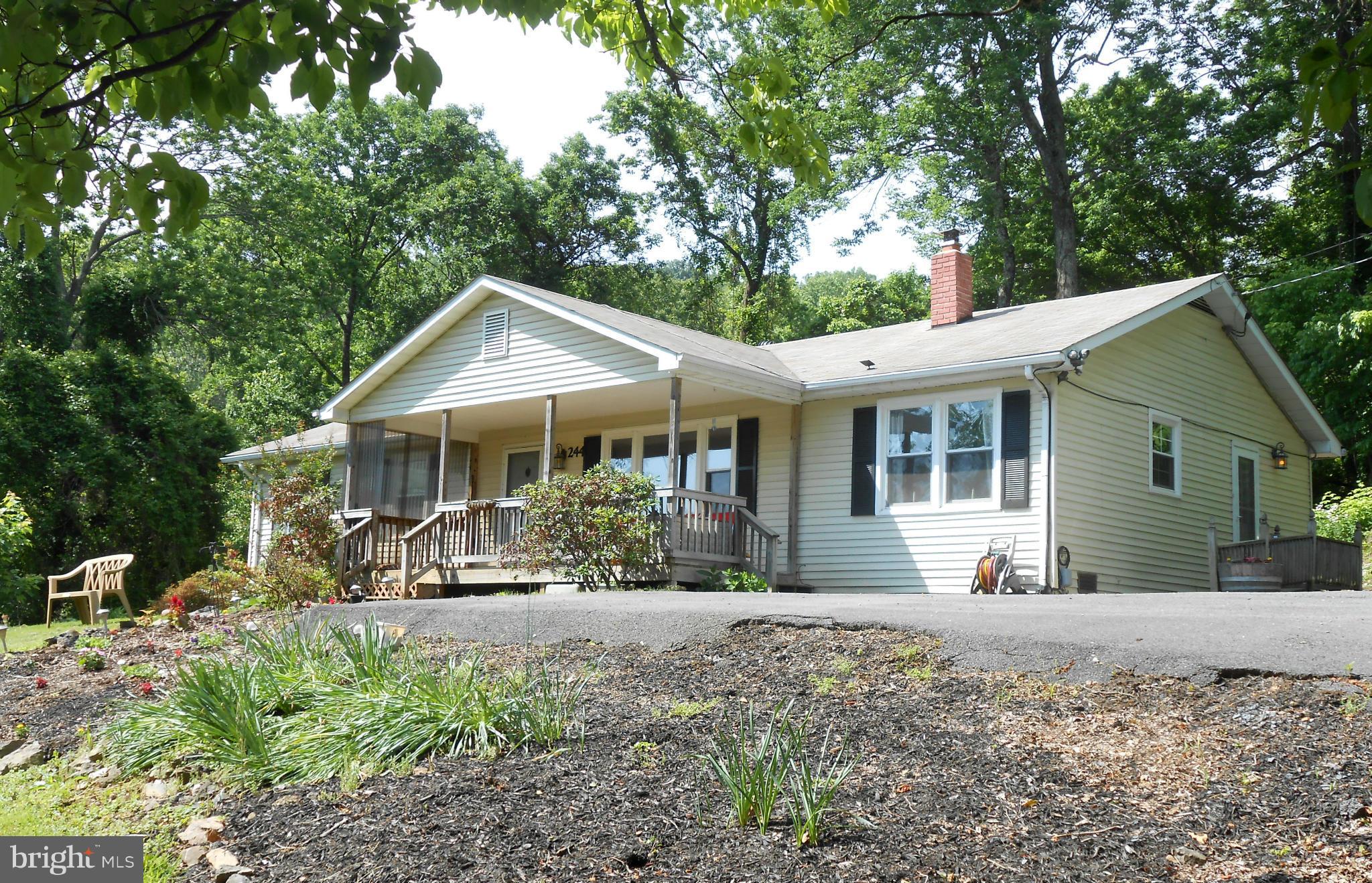 244 Oak Heights Road Front Royal, VA 22630 - Photo 1 of 30 Exterior (Front)