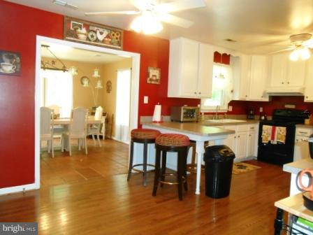 244 Oak Heights Road Front Royal, VA 22630 - Photo 3 of 30 Kitchen