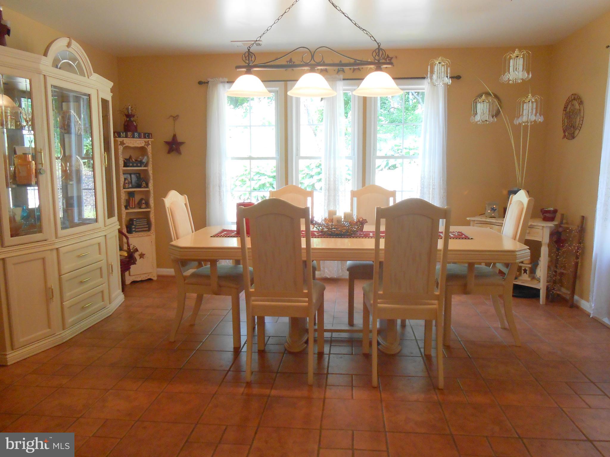 244 Oak Heights Road Front Royal, VA 22630 - Photo 7 of 30 Dining Room
