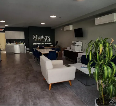 $3,000 | 16 Garden Street, Red Hook, NY 12571