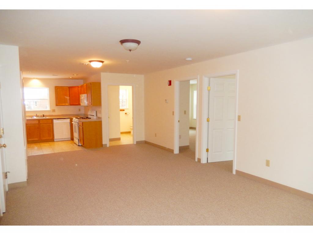 4 Tampa Drive, Unit C4 Rochester, NH 03867 - Photo 8 of 12 Gallery Image 8