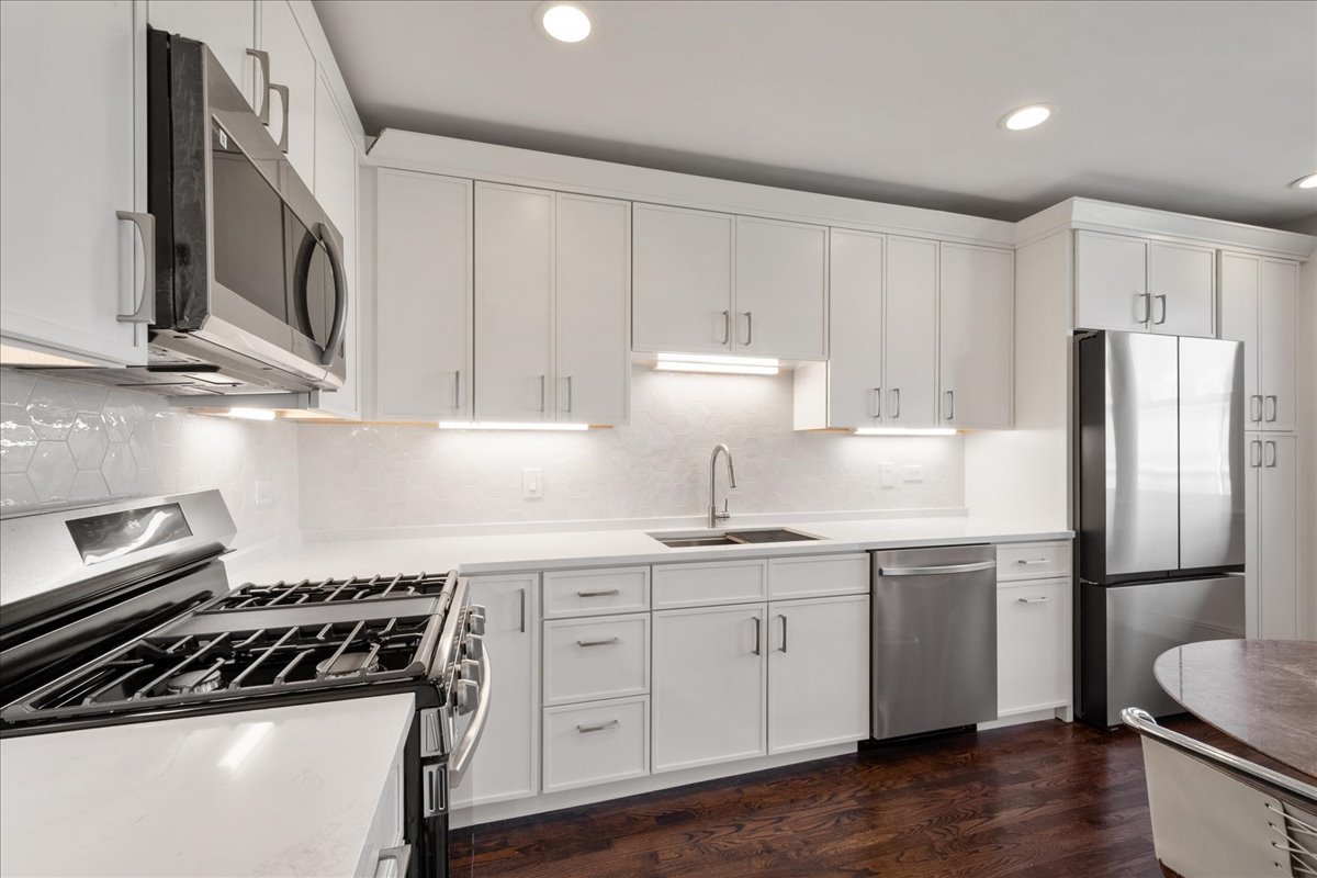 1310 Maple Avenue, Unit 5C Evanston, IL 60201 - Photo 5 of 21