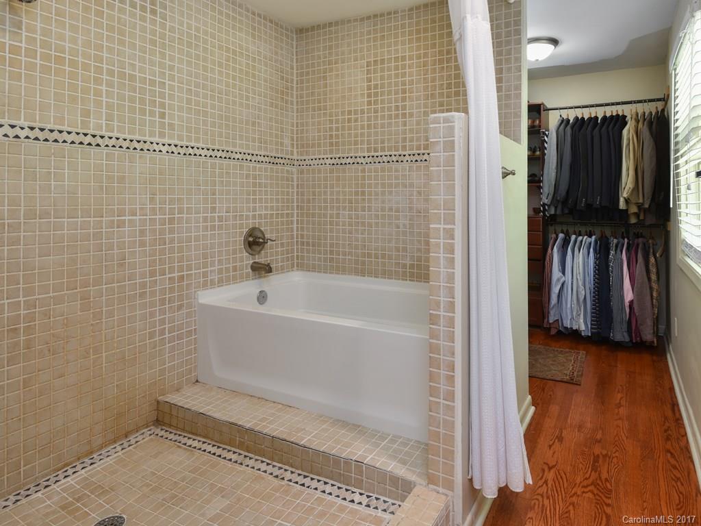 117 Red Oak Road Asheville, NC 28804 - Photo 10 of 24 Gallery Image 10
