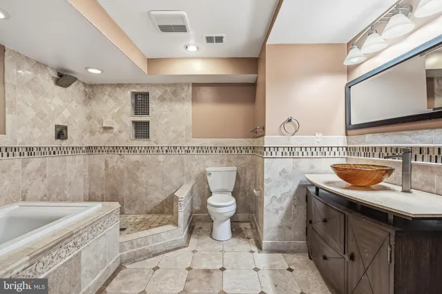 $3,500 | 3412 Ramsgate Terrace, Alexandria, VA 22309